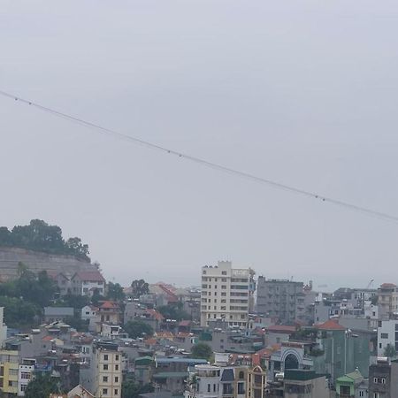 Hotel Nha Nghi Thanh Tam Ha Long Exterior foto