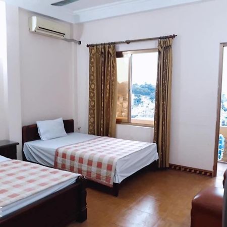 Hotel Nha Nghi Thanh Tam Ha Long Exterior foto