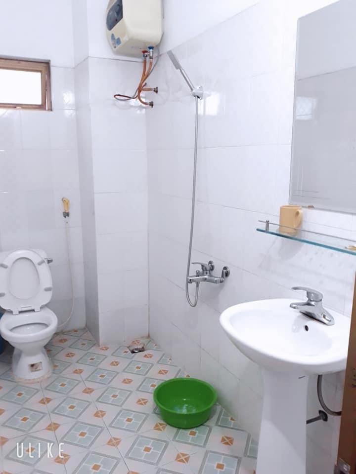 Hotel Nha Nghi Thanh Tam Ha Long Exterior foto